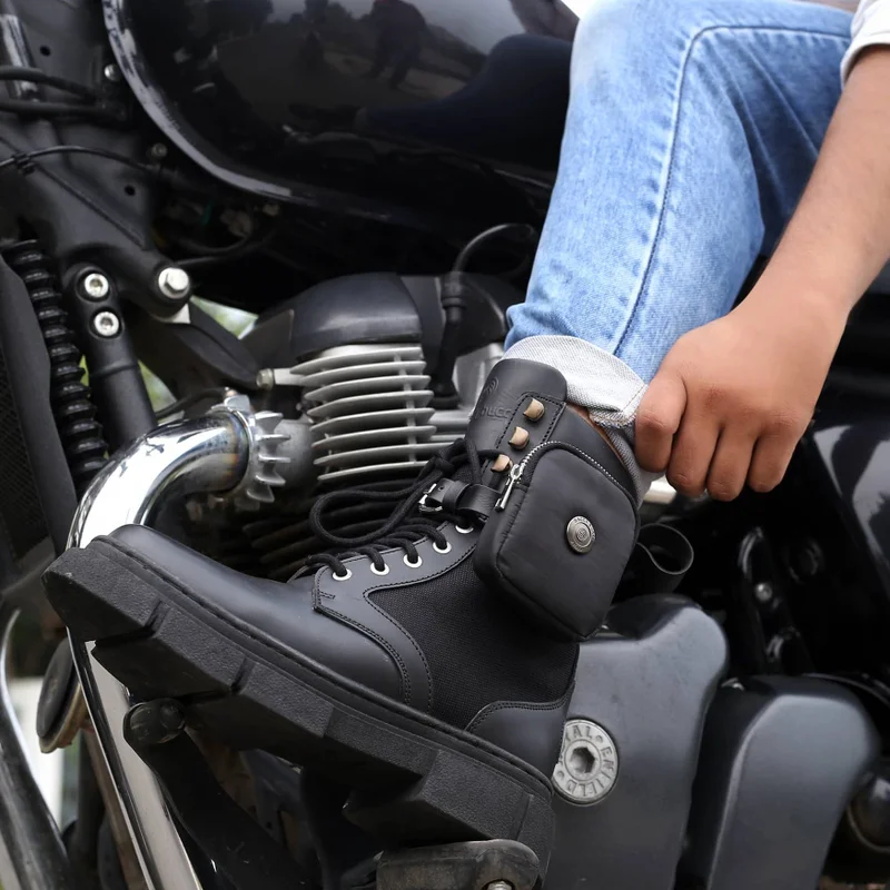 Bacca Bucci Black Assassin Brushed Leather Combat Boots with Chunky Rubber Sole for Men | Best Price UAE